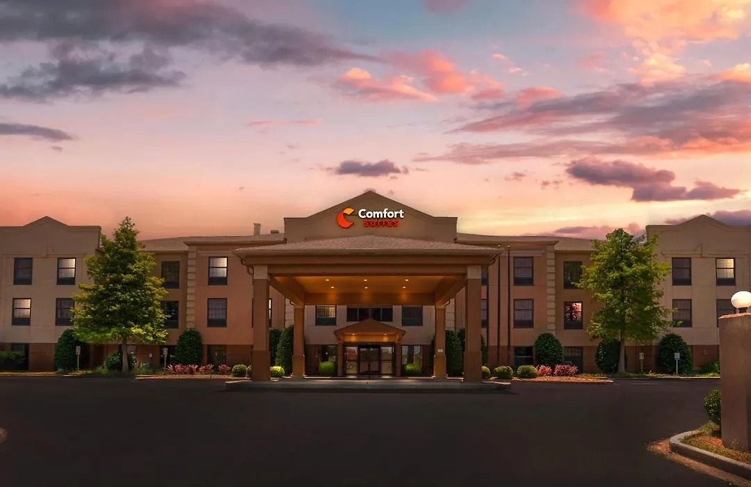 Comfort Suites Monroe-1