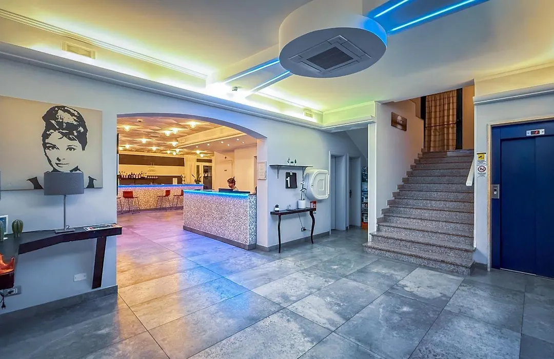 Hotel Etna - Hotel Per Coppie E Famiglie Con Parcheggio E Spiaggia-1