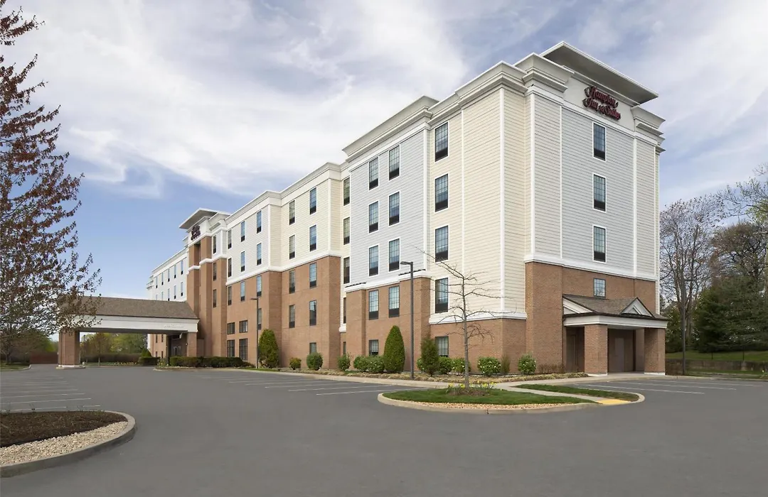 Hampton Inn & Suites Yonkers - Westchester-1