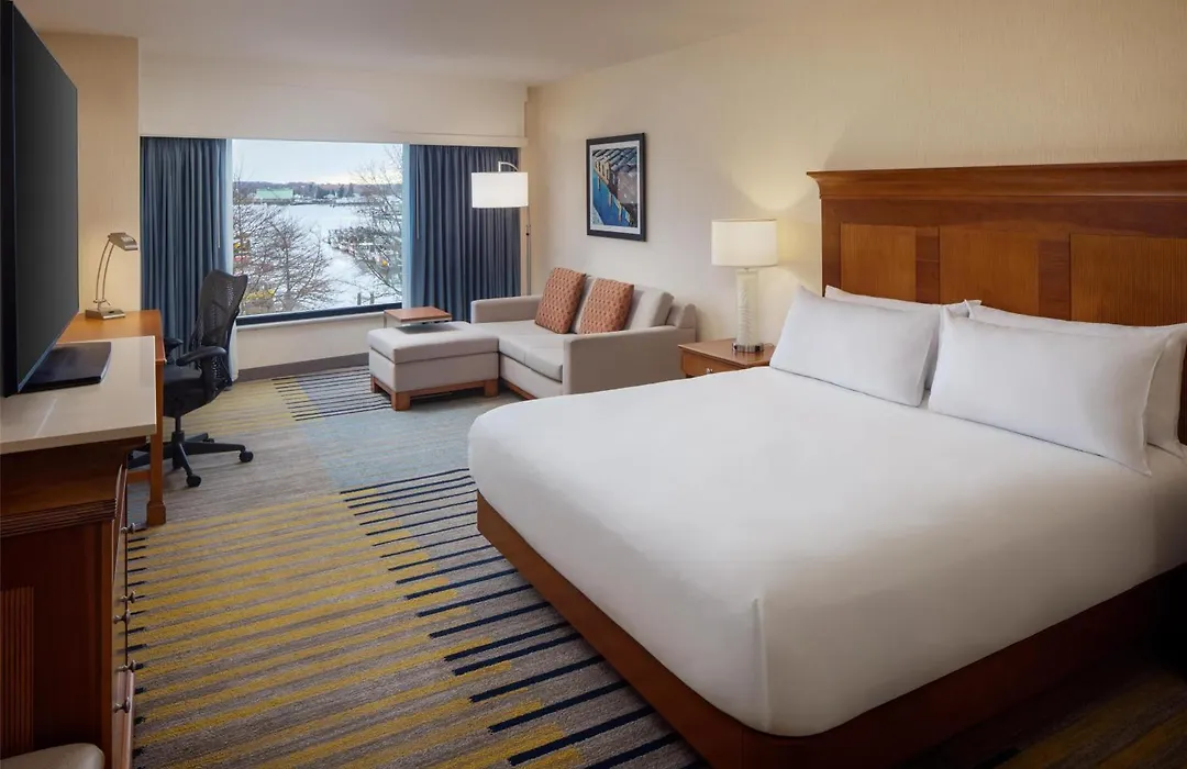 Hilton Garden Inn Portland Downtown Waterfront-1