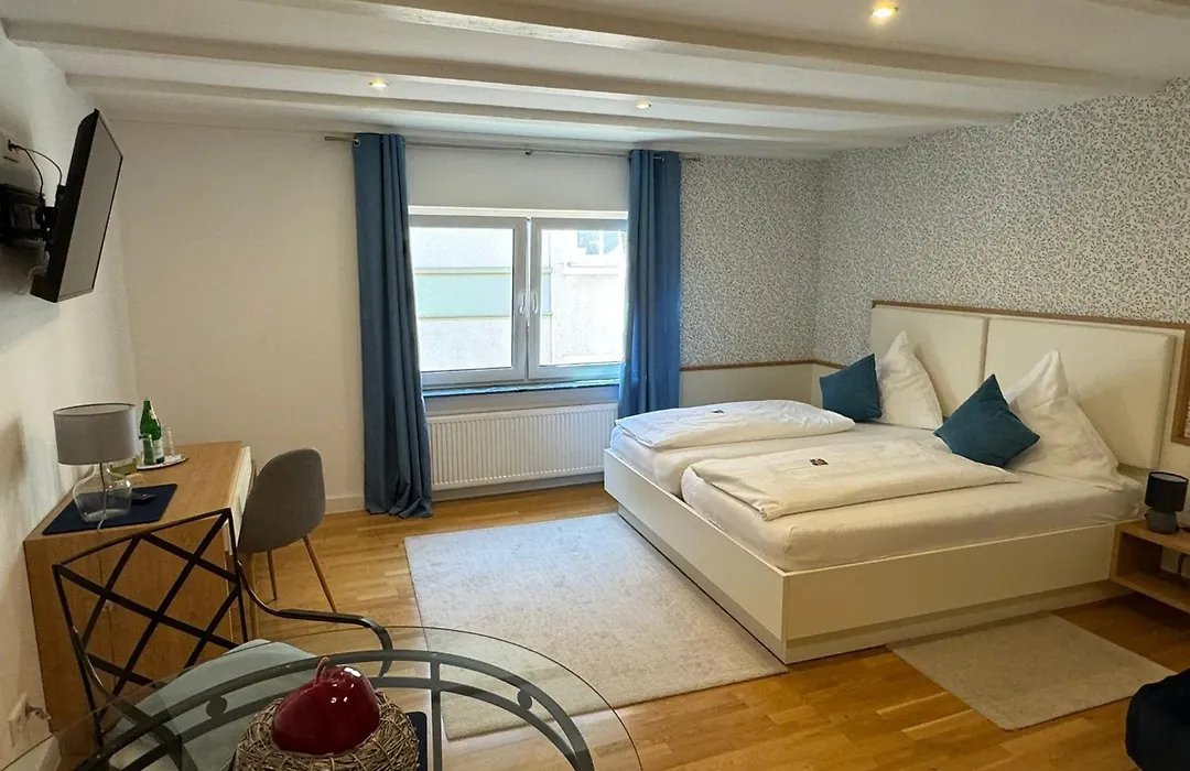 Hotel zum Braunen Hirschen-1