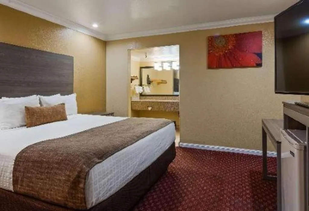 Best Western Hanford Inn-1