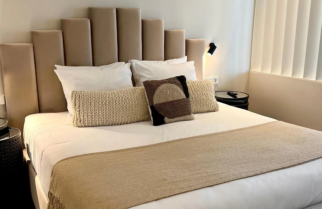 Silken Comfy Studios Hotel-1