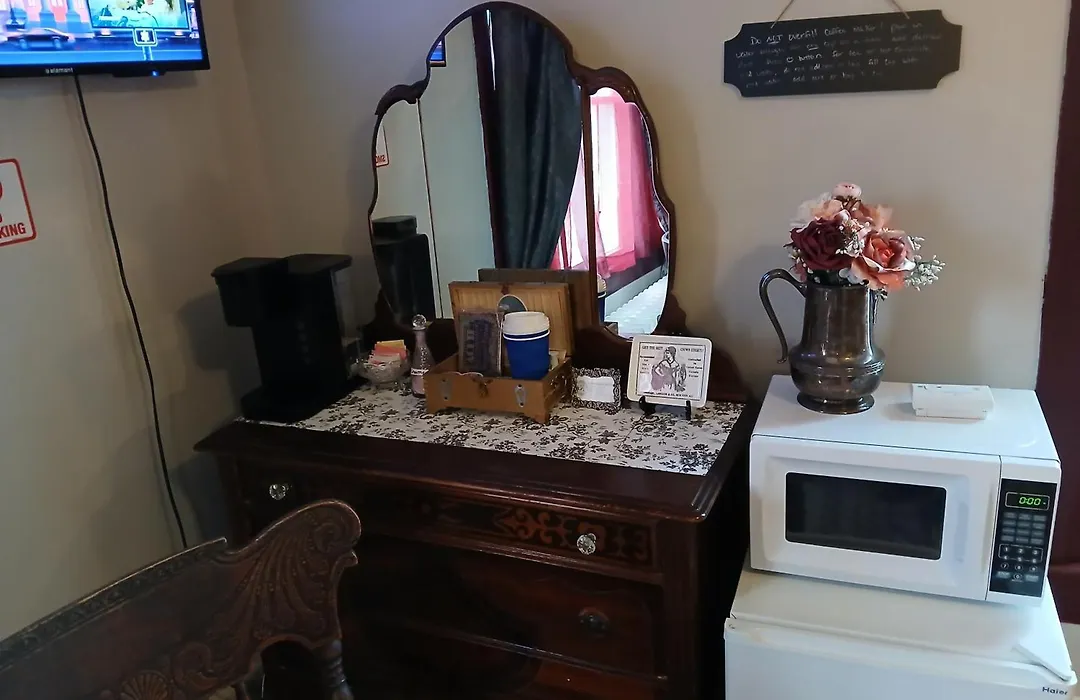 The Bissing House-1