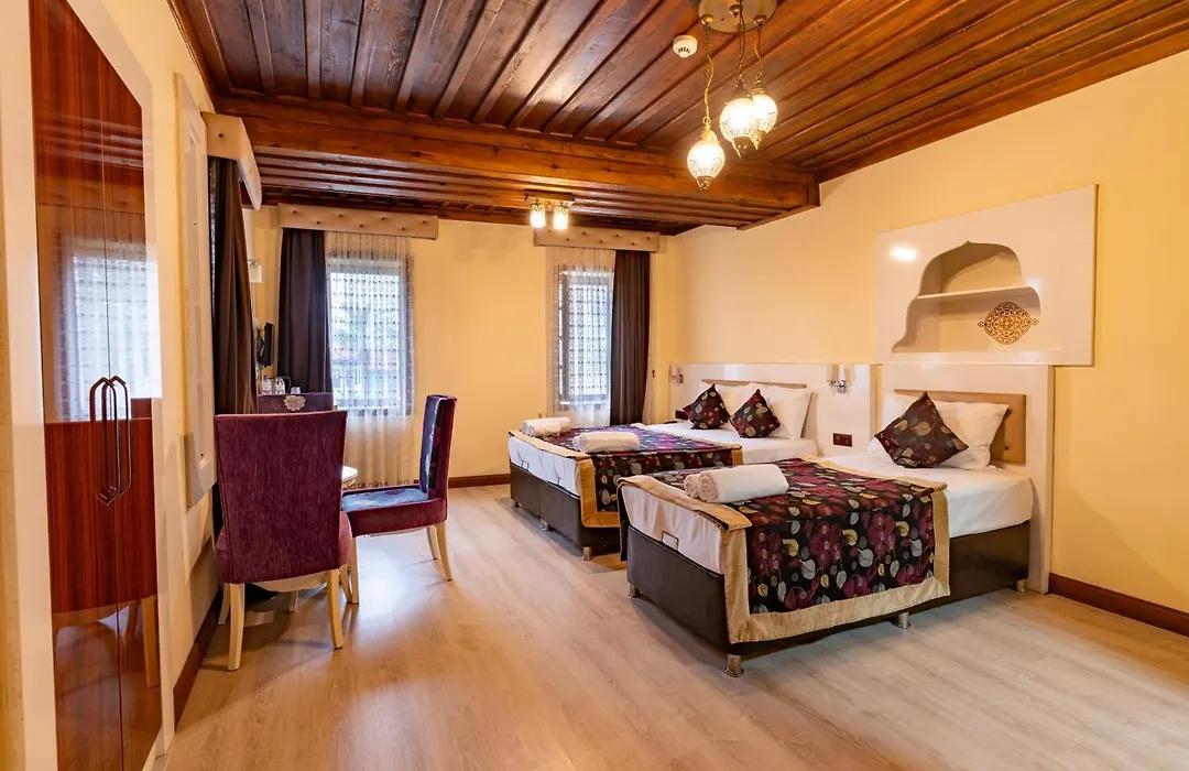 Bacchus Pension-1