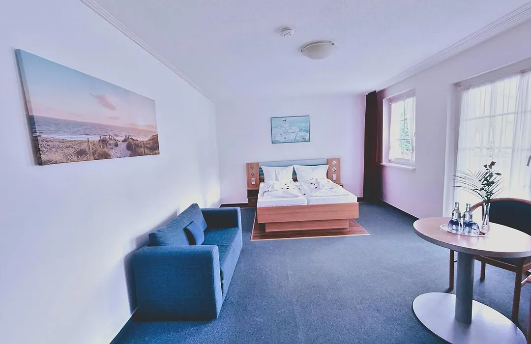 Hotel Granitz-1