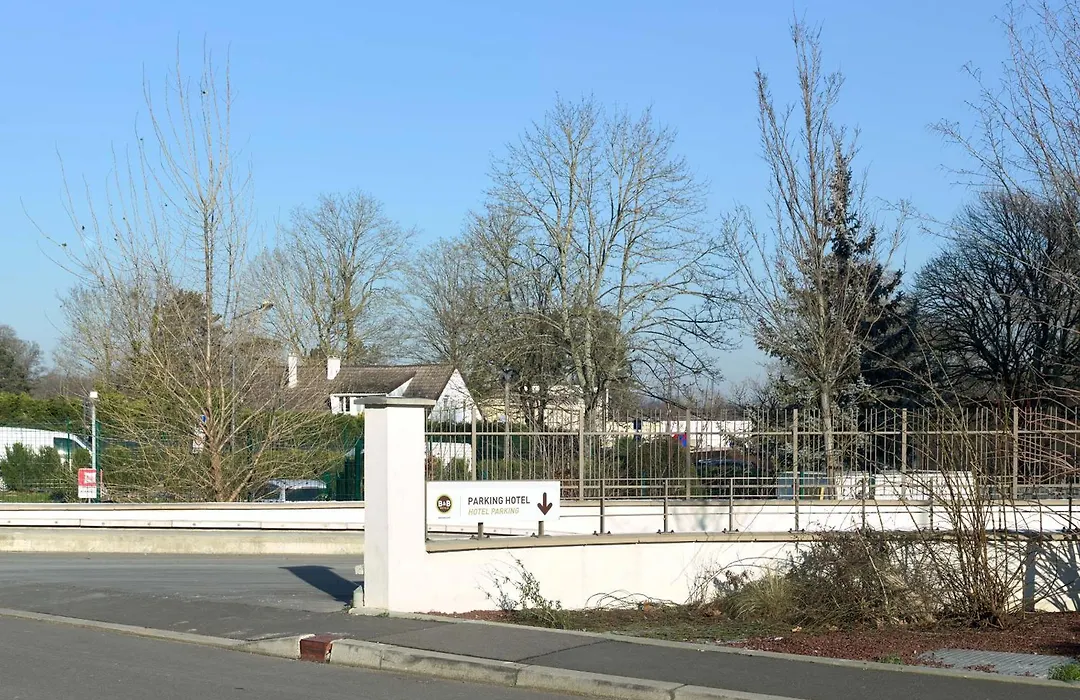 B&B HOTEL Paris Meudon Vélizy-1