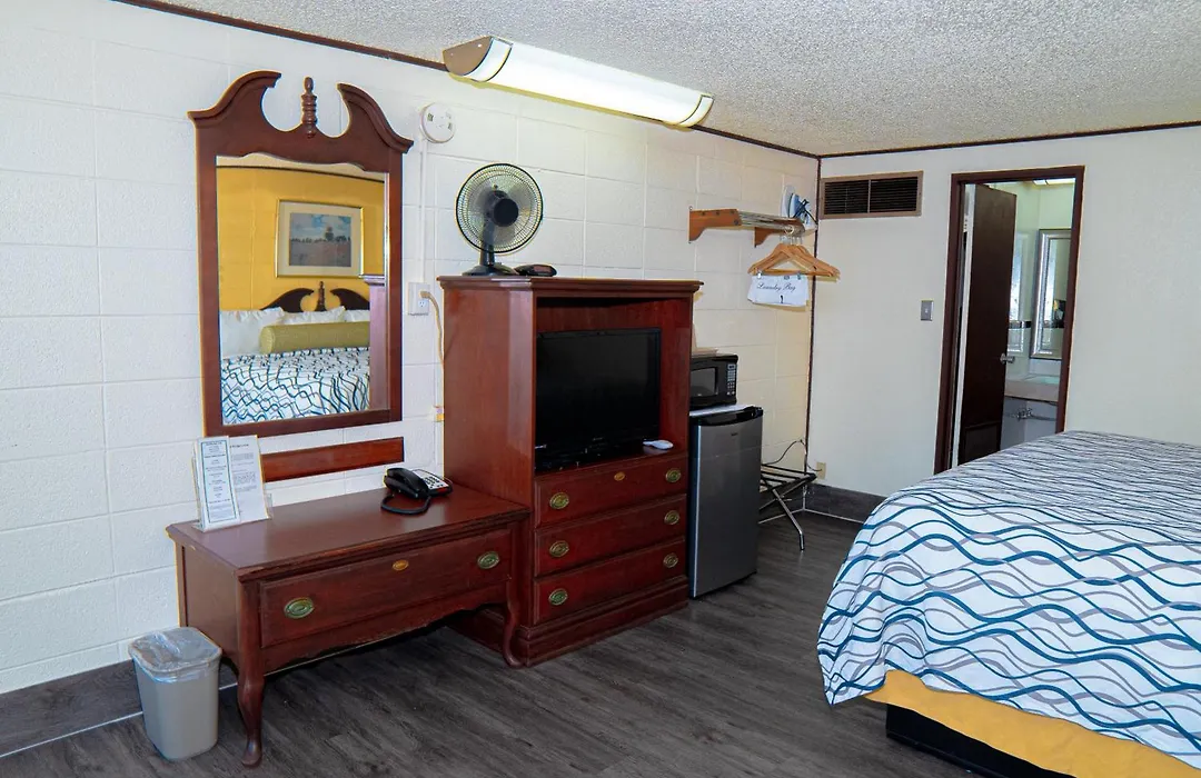South Wind Inn-1