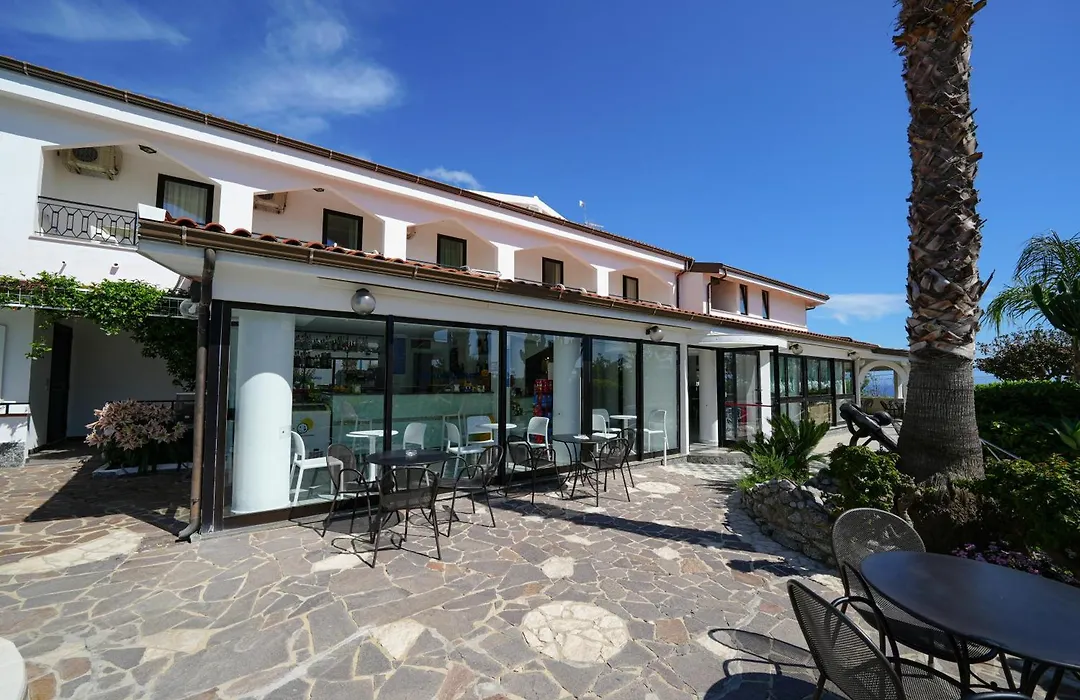 Hotel Marinella - Private Free Parking - Grotticelle Beach 200 M-1