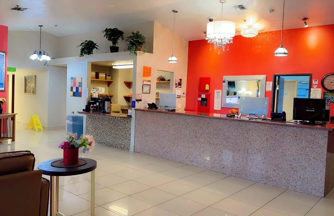 Bridgeway Inn & Suites - Portland Airport-1