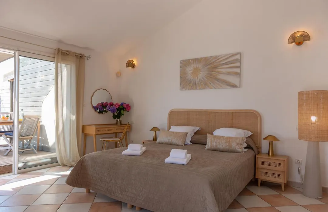 Domaine De Caranella-1