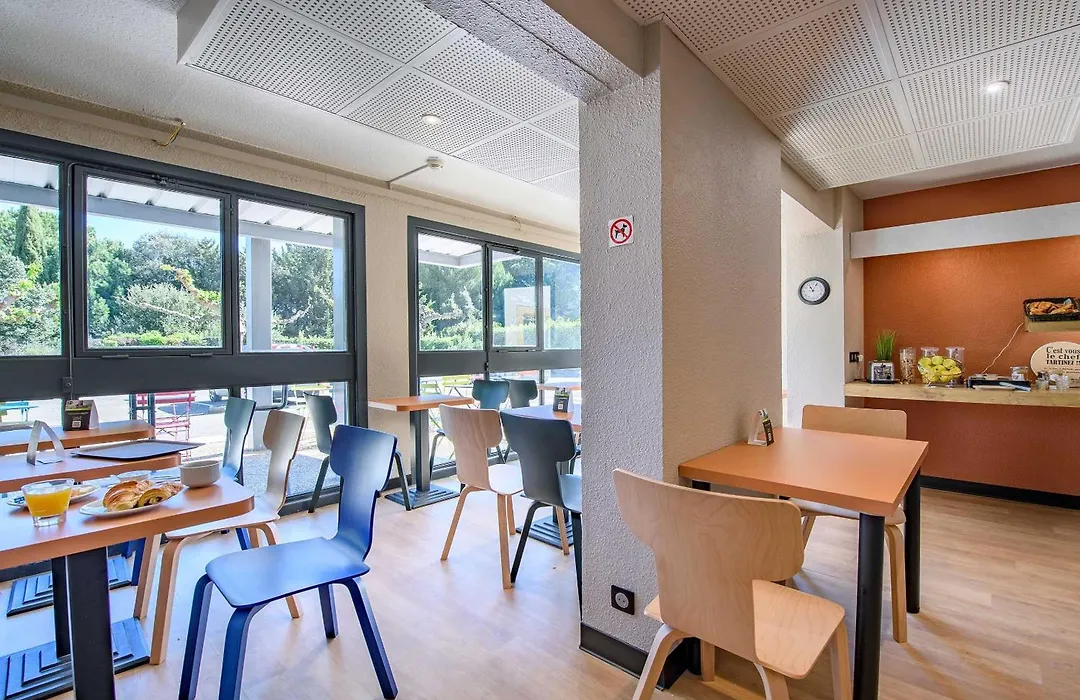 ibis budget Nimes Caissargues-1