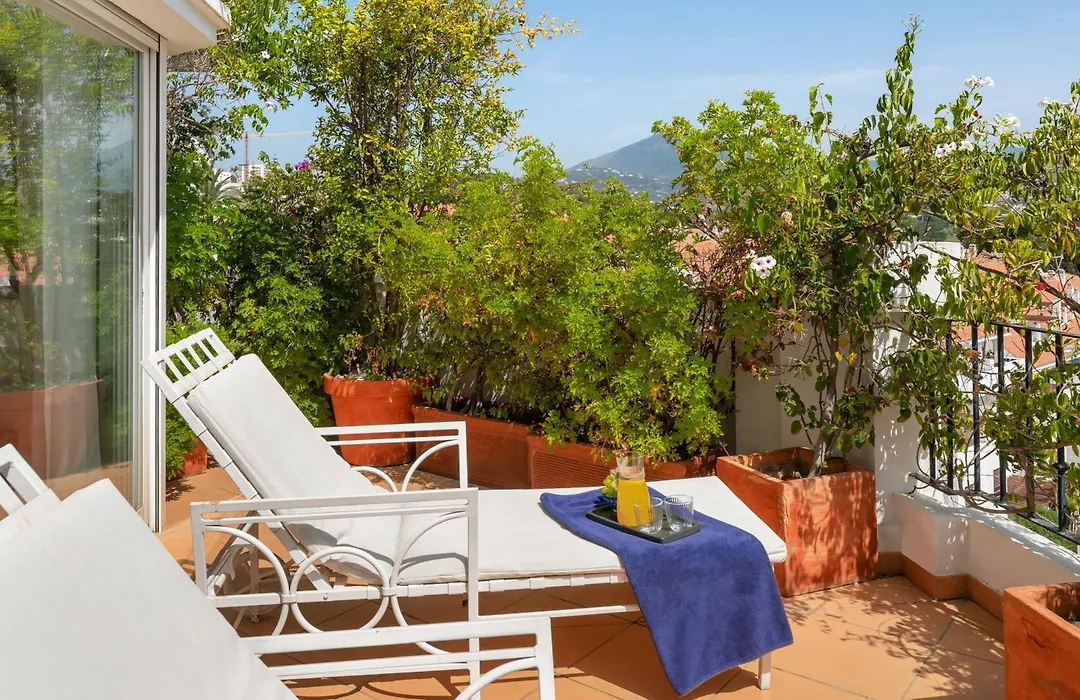 Molo Luxury Suites Puerto Banus-1