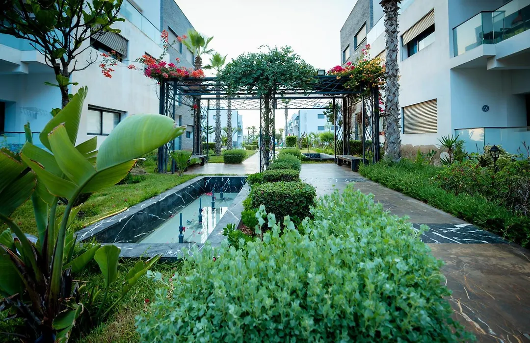 Garden Bay Appart'Hôtel-1