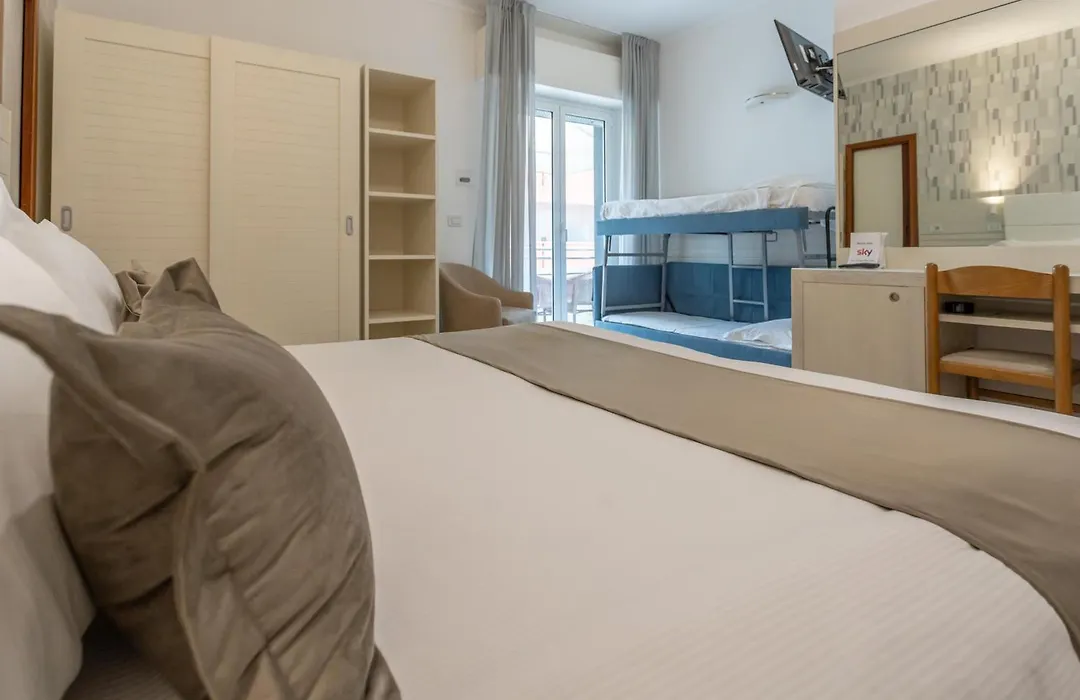 Club Hotel - Fronte Mare con Depandance adiacente-1