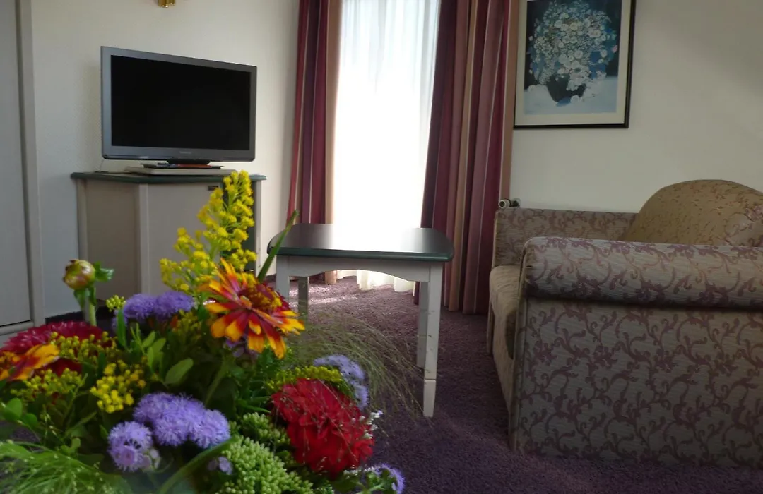 Sporthotel Zum Hohen Eimberg-1
