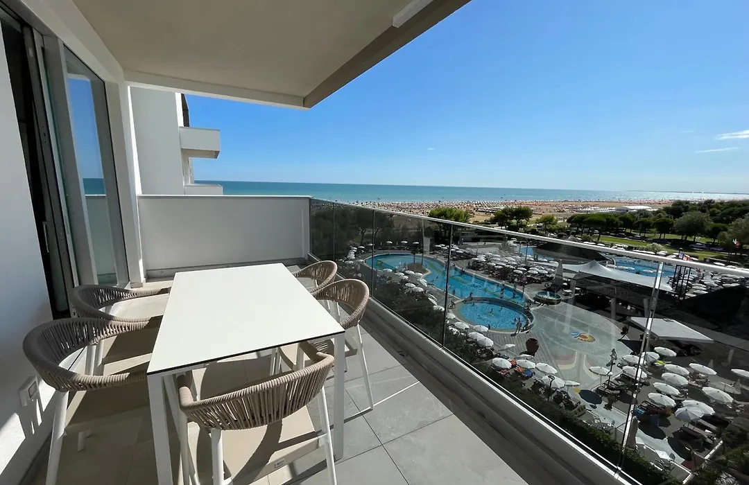Aparthotel Panorama Beach-1