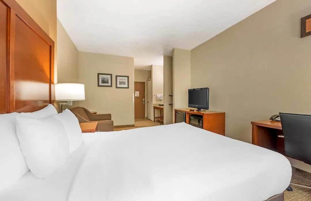 Comfort Inn North - Air Force Academy Area-1