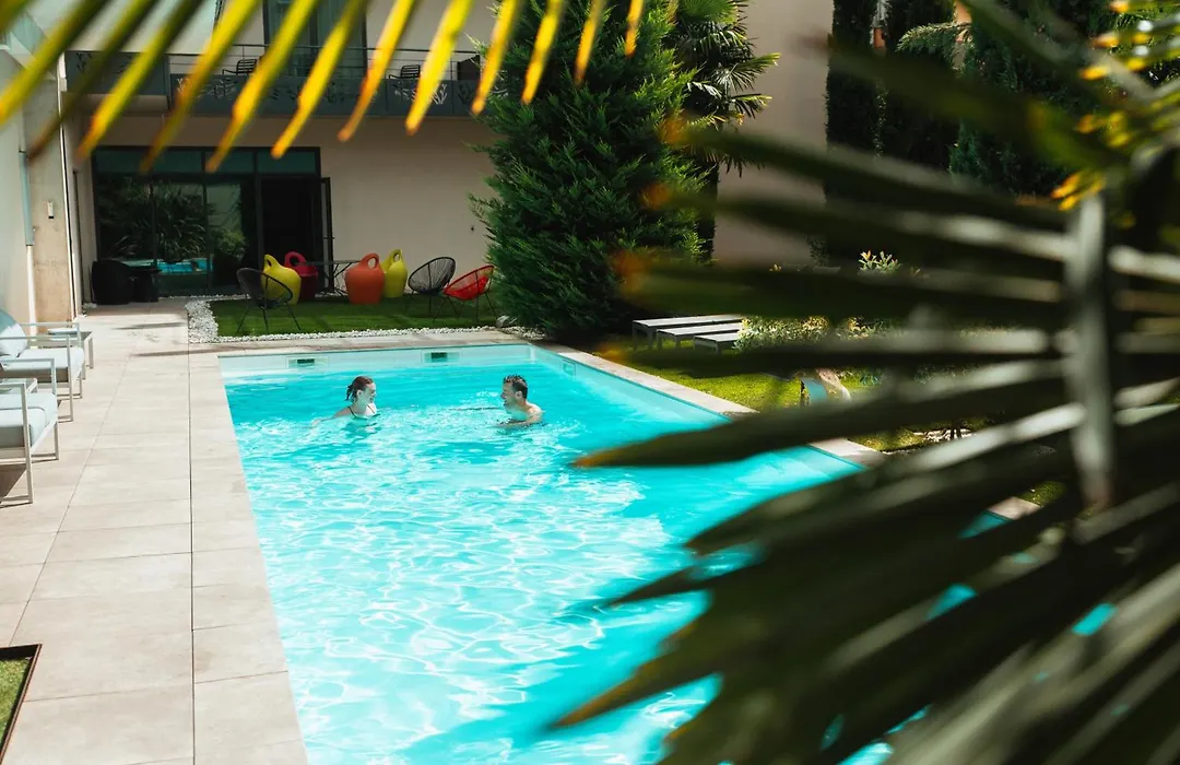 Logis Hôtel Victor Hugo&Spa-1