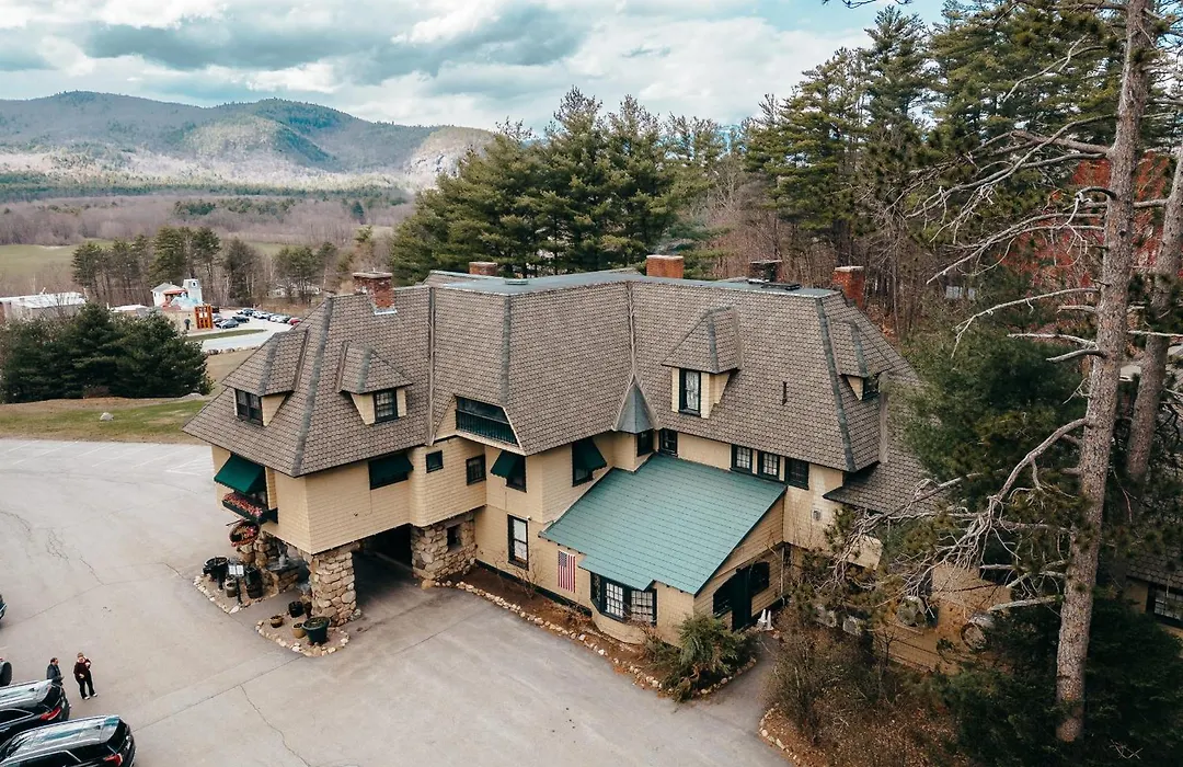 Stonehurst Manor Breakfast & Dinner Included-1