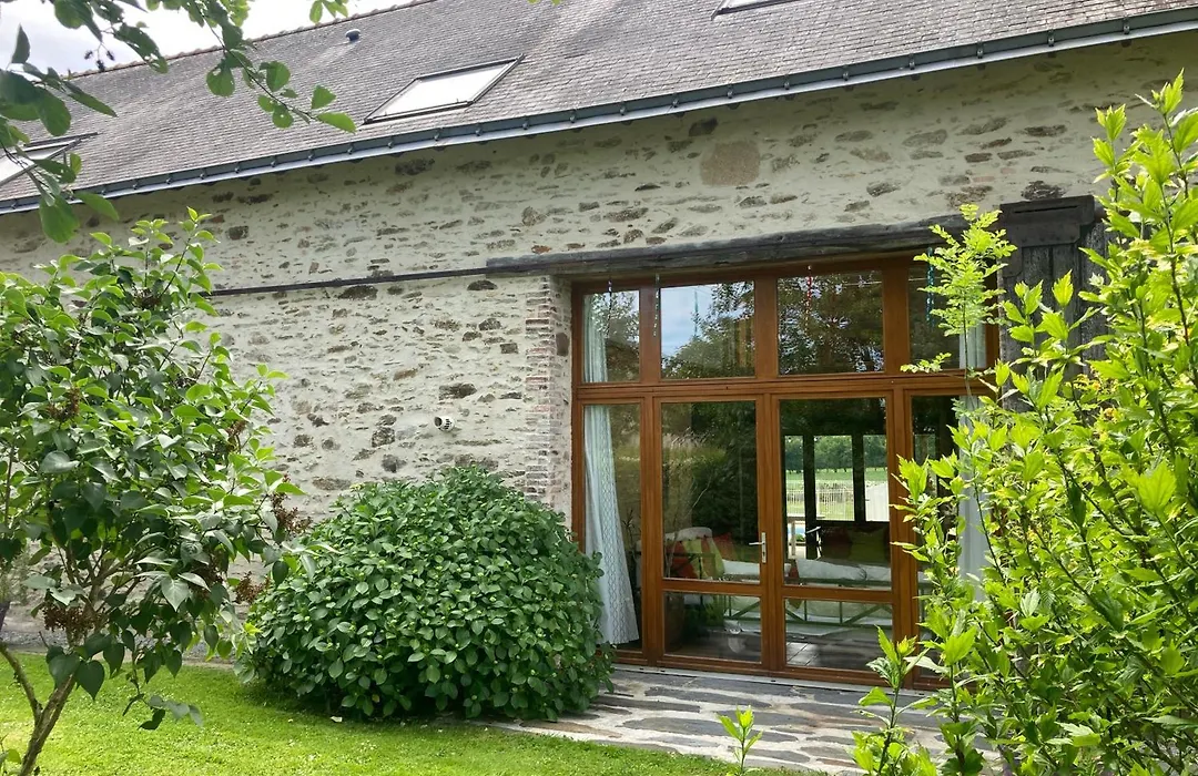 Logis Du Patis Roux-1