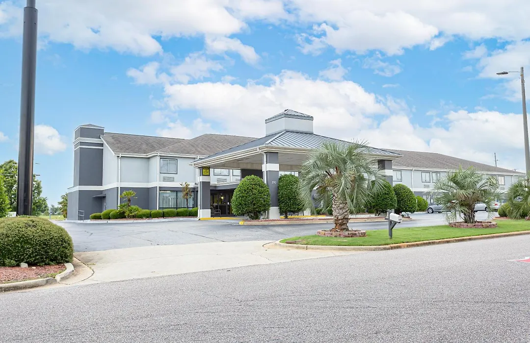 Quality Inn Prattville I-65-1