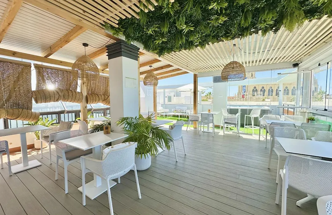 Hotel Apartamentos Marina Luz-1