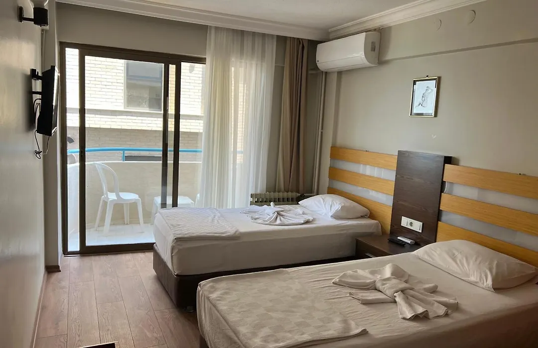 Sergent Hotel-1