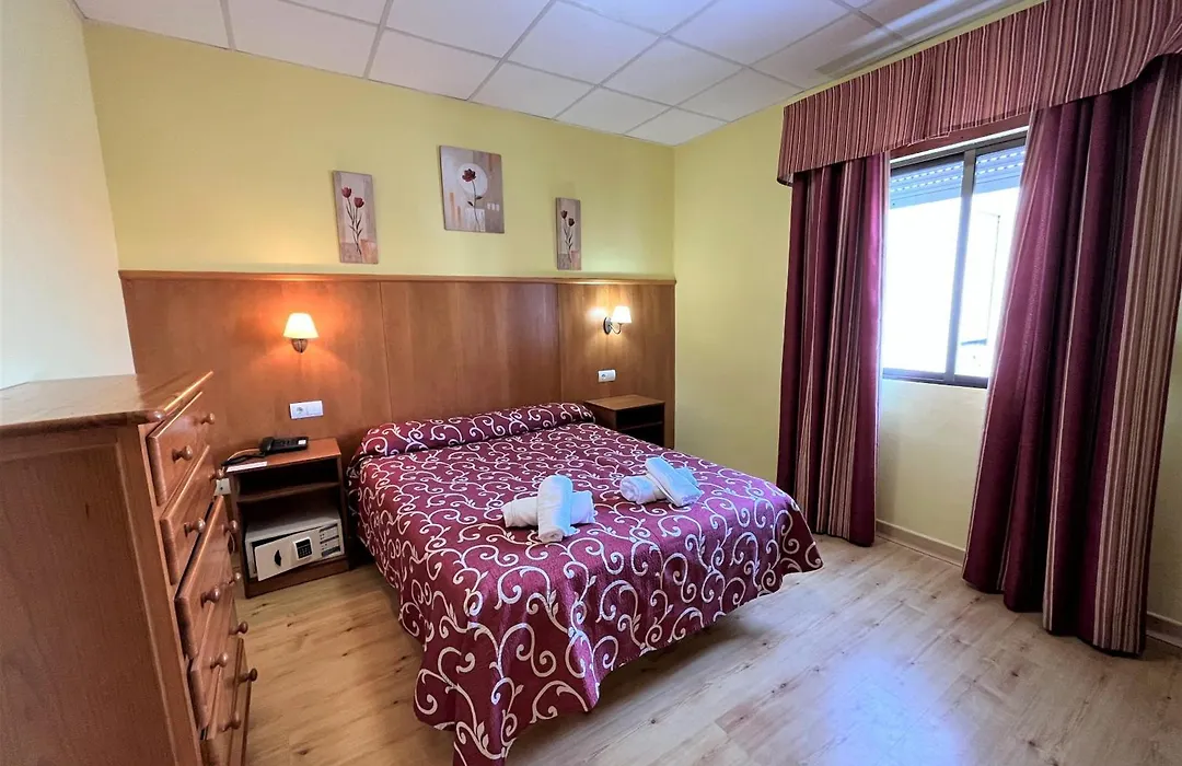 Hotel Emilio-1
