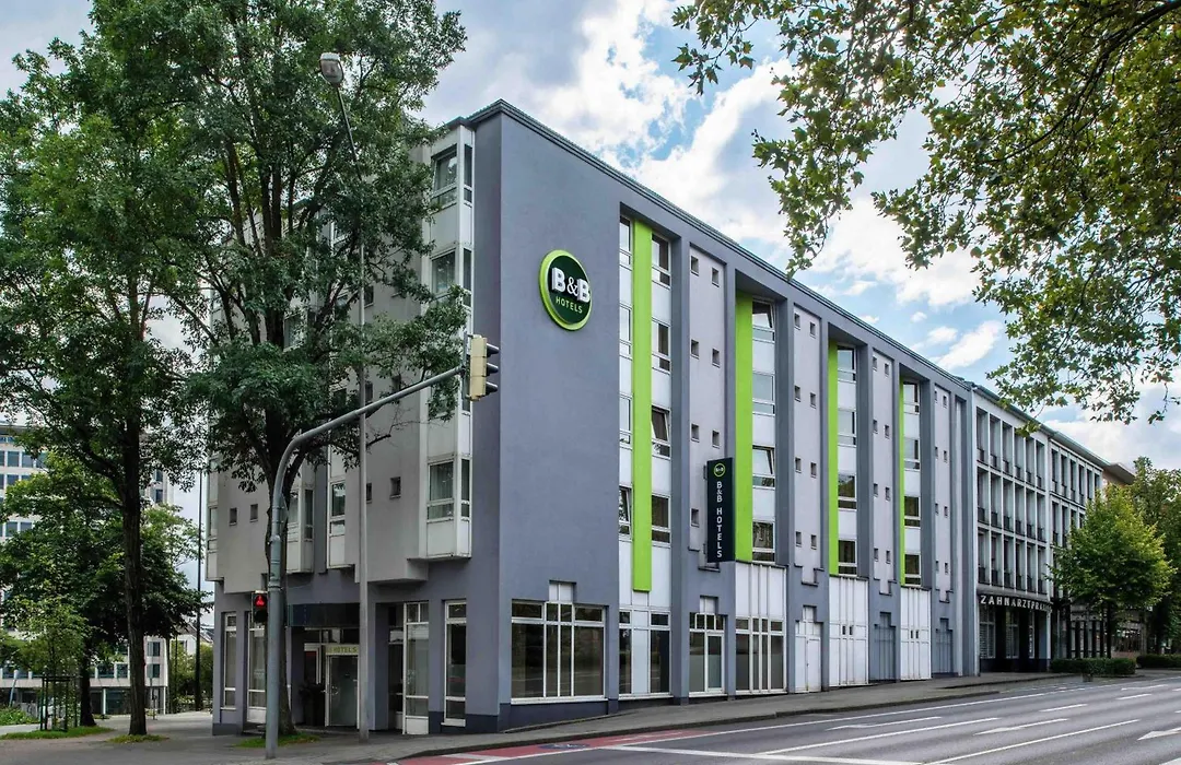 ibis Aachen Hauptbahnhof-1