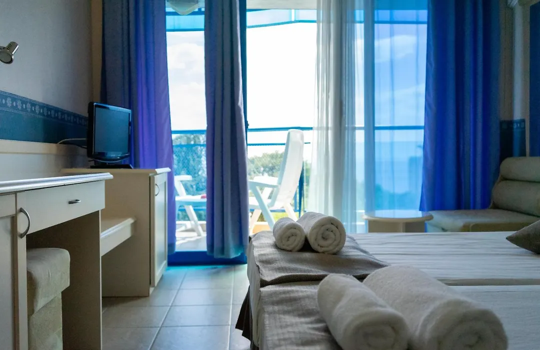 Aphrodite Hotel (Adults Only)-1