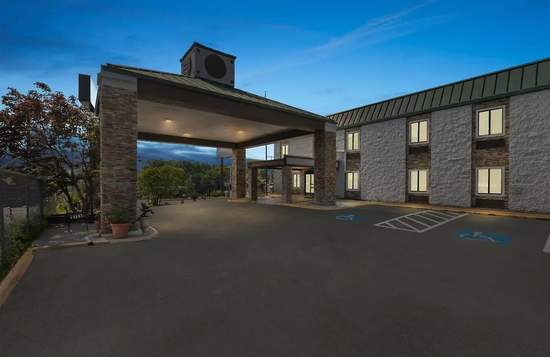 Quality Inn Hixson-Chattanooga-1