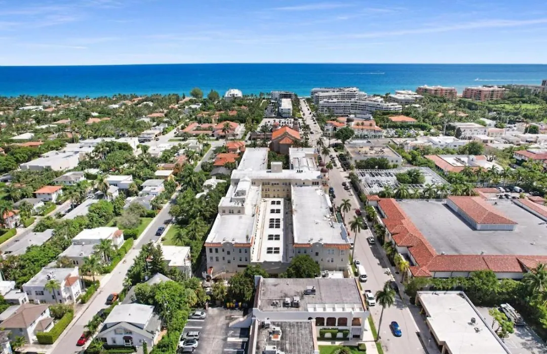 Tropical Palm Beach New Suite 3 Beds 2 Bedrs &2Bathrooms Ensuite Beach 5 Minoutdoorpool Garden-1