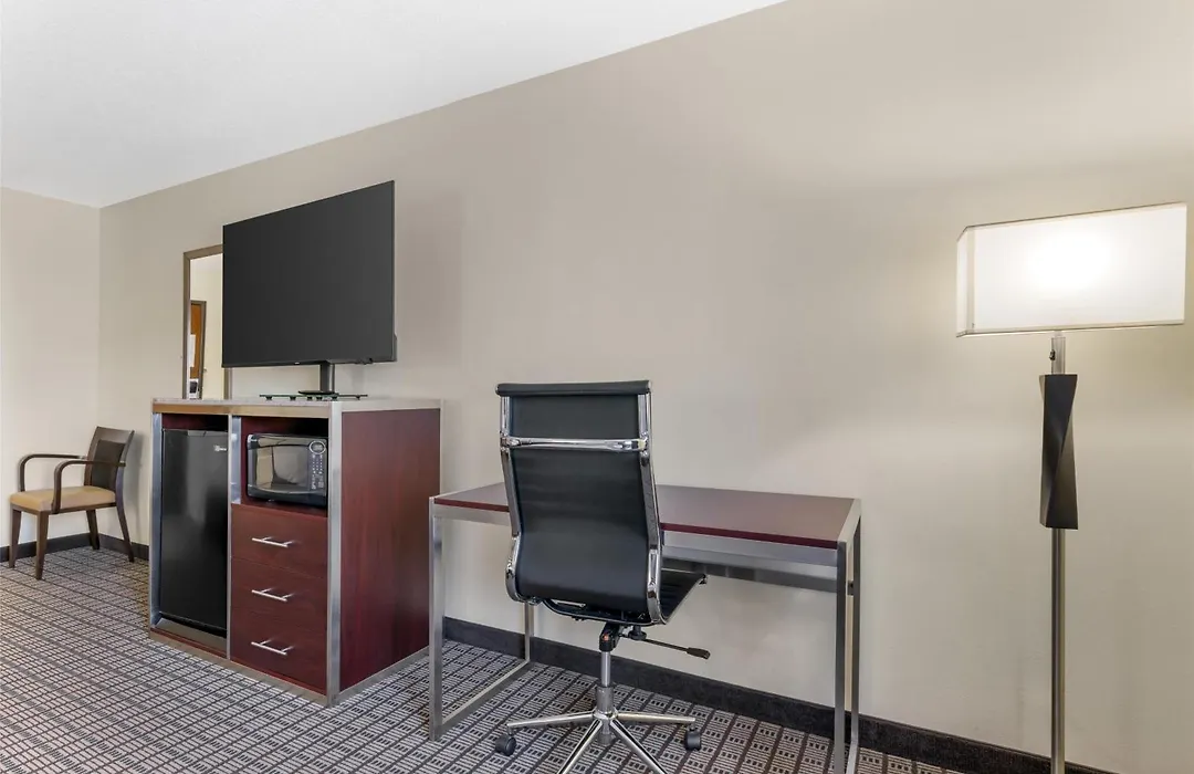 Best Western Maritime Inn-1