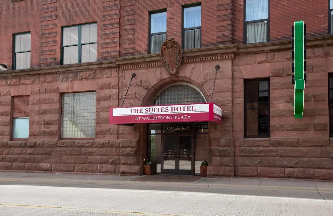 The Suites Hotel At Waterfront Plaza-1