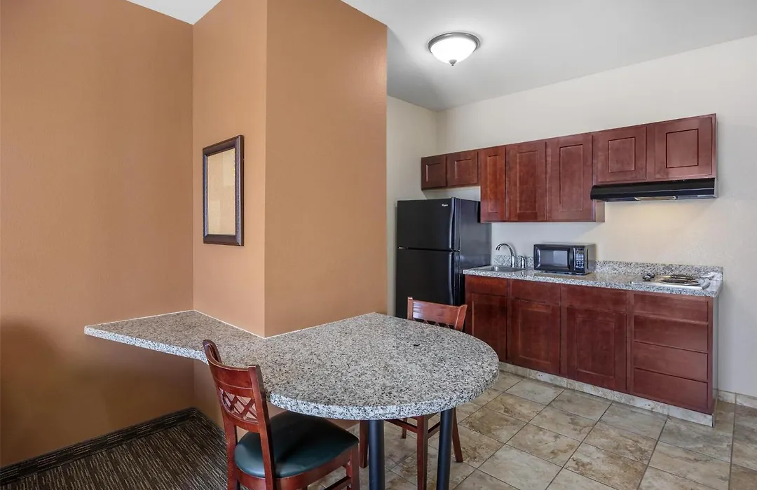 Best Western North Edge Inn-1