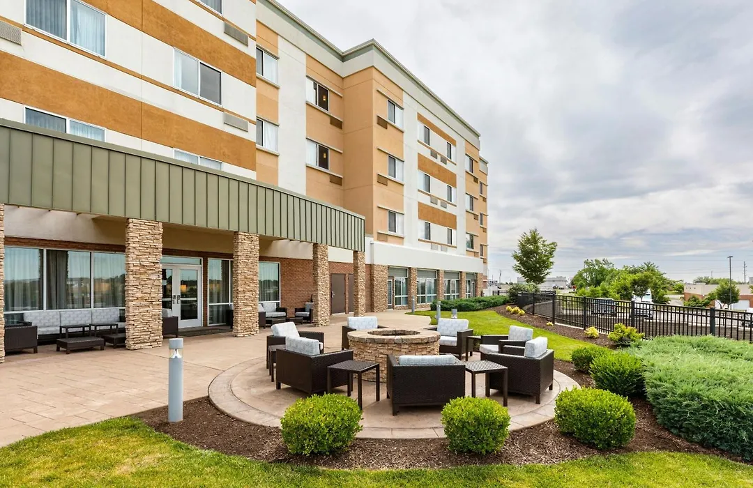 Courtyard By Marriott St. Louis St. Peters-1
