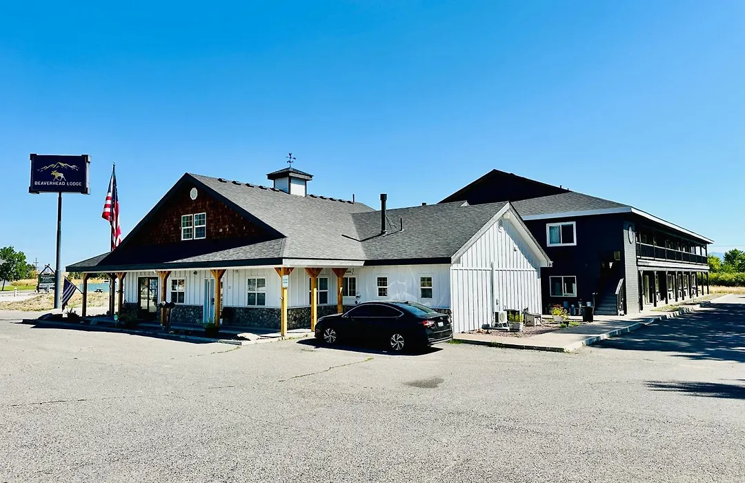 The Beaverhead Lodge-1
