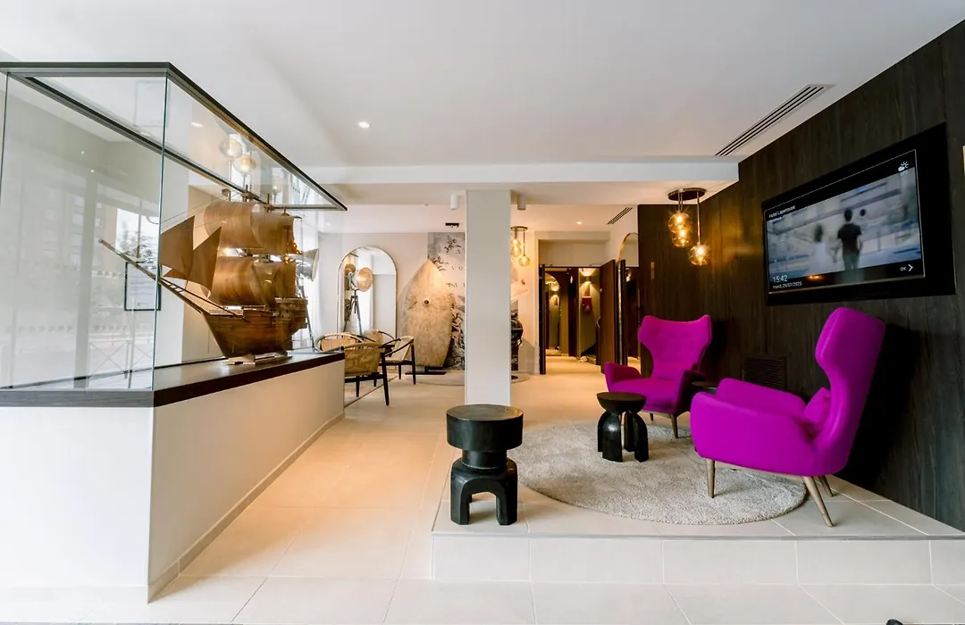 Urban Style Hotel Laperouse-1