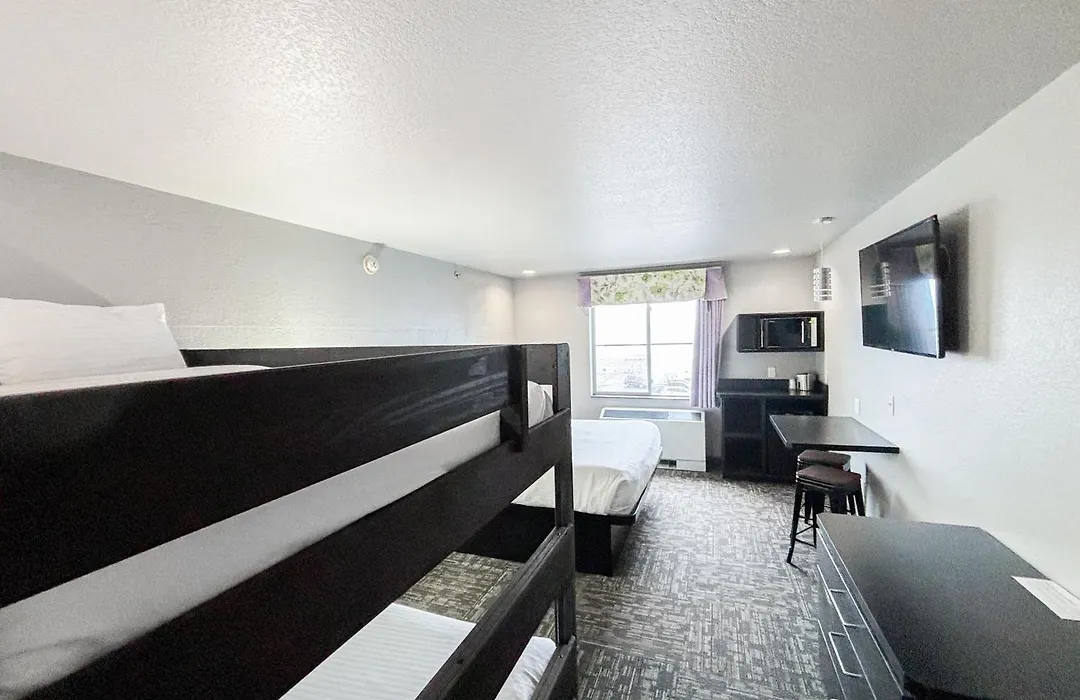 Metropolis Resort - Eau Claire-1
