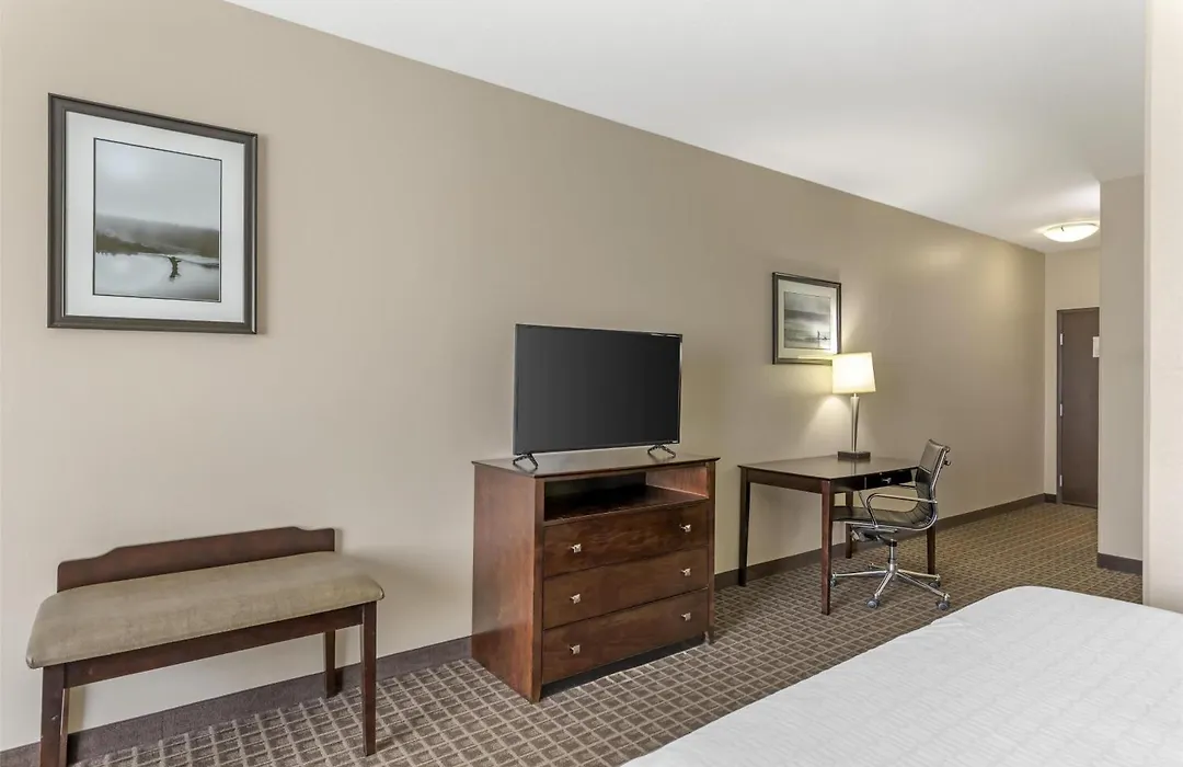 Best Western Plus Havre Inn & Suites-1