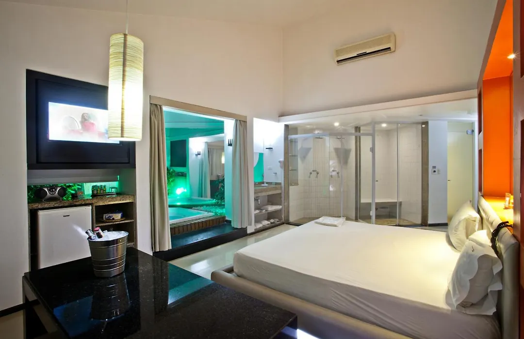 Motel Platinum-1
