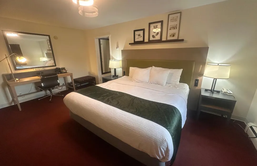 Pictured Rocks Inn And Suites-1