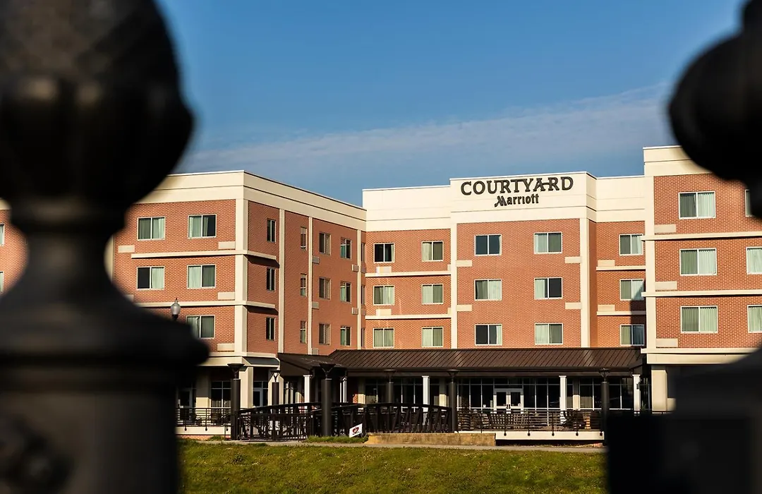 Courtyard By Marriott Rome-1