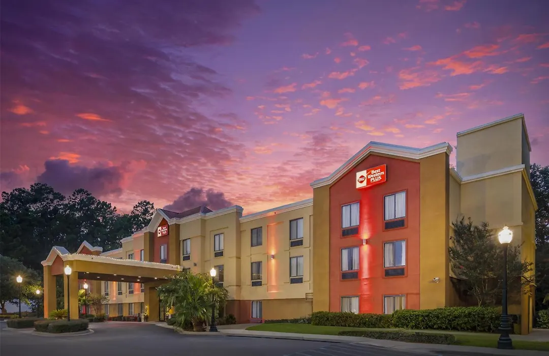 Best Western Plus Richmond Hill Inn-1