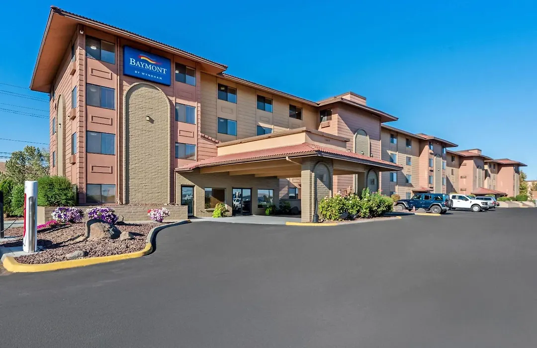Baymont By Wyndham Yakima Riverfront-1