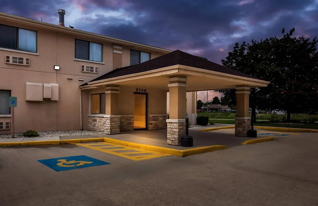 Quality Inn Beloit-1