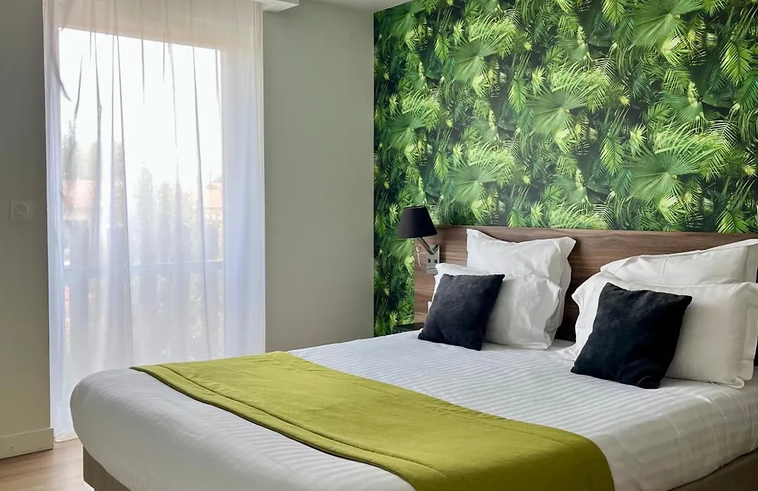Athome Residence Et Spa-1