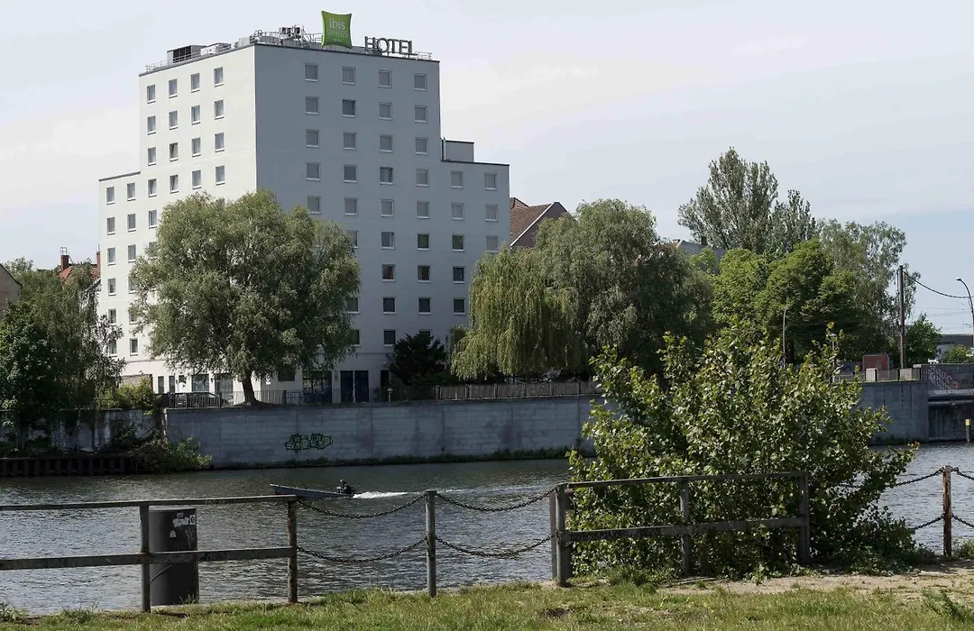 ibis Styles Berlin Treptow-1