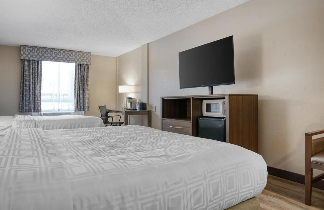 Best Western Plus Philadelphia-Choctaw Hotel And Suites-1